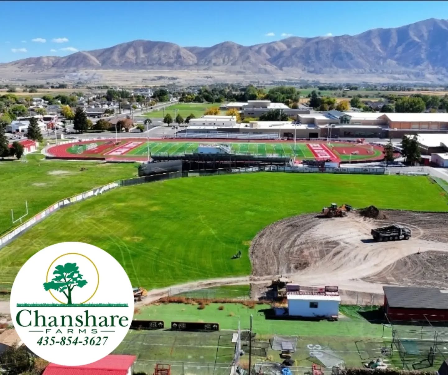 ⚾️ A little hometown pride goes a long way! 
Today, we had the opportunity to replace crabgrass-infested areas of the Bear River High School baseball field. Supporting our local schools, teams, and clubs is something we’re proud to be part of. We’re always cheering for our Bears!🐻
#chansharesod #chansharefarms #desertsagesod #bearriverhighschool #baseballfield
